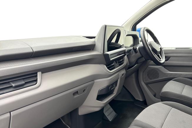 VOLKSWAGEN e-Transporter Photo 2