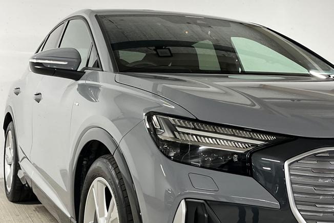 AUDI Q4 E-Tron Photo 38