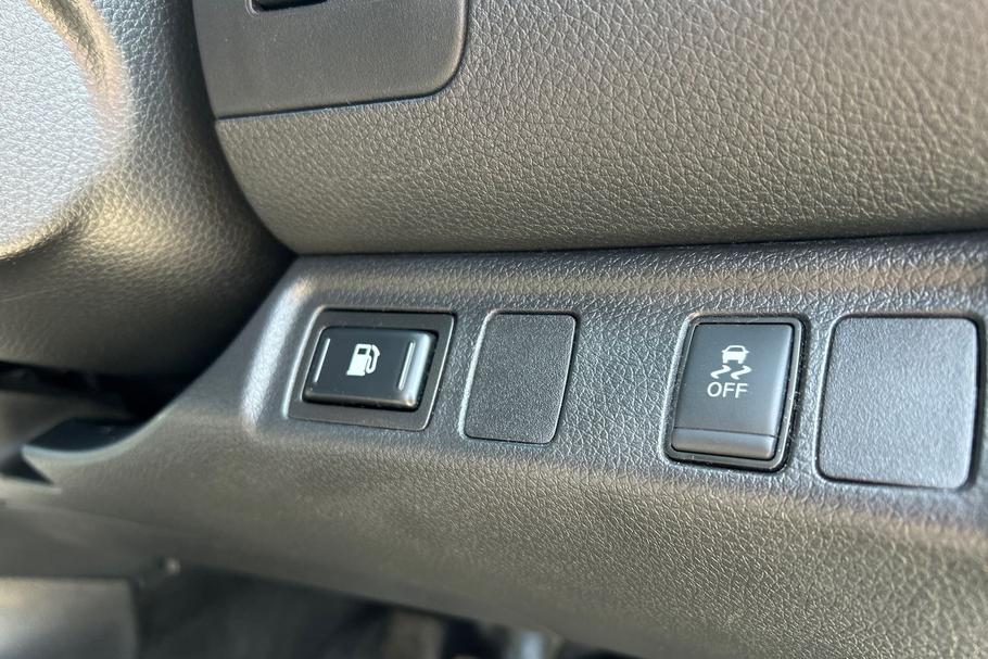 Used Nissan NAVARA BG20NCA 29