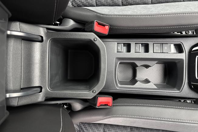 Volkswagen T-Roc Photo 26