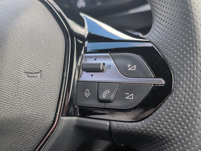 Used Peugeot 308 KP25JZE 37