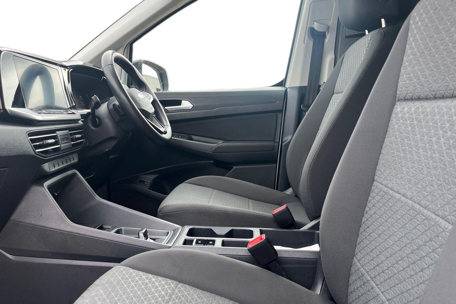 Ford TRANSIT CONNECT Photo 9