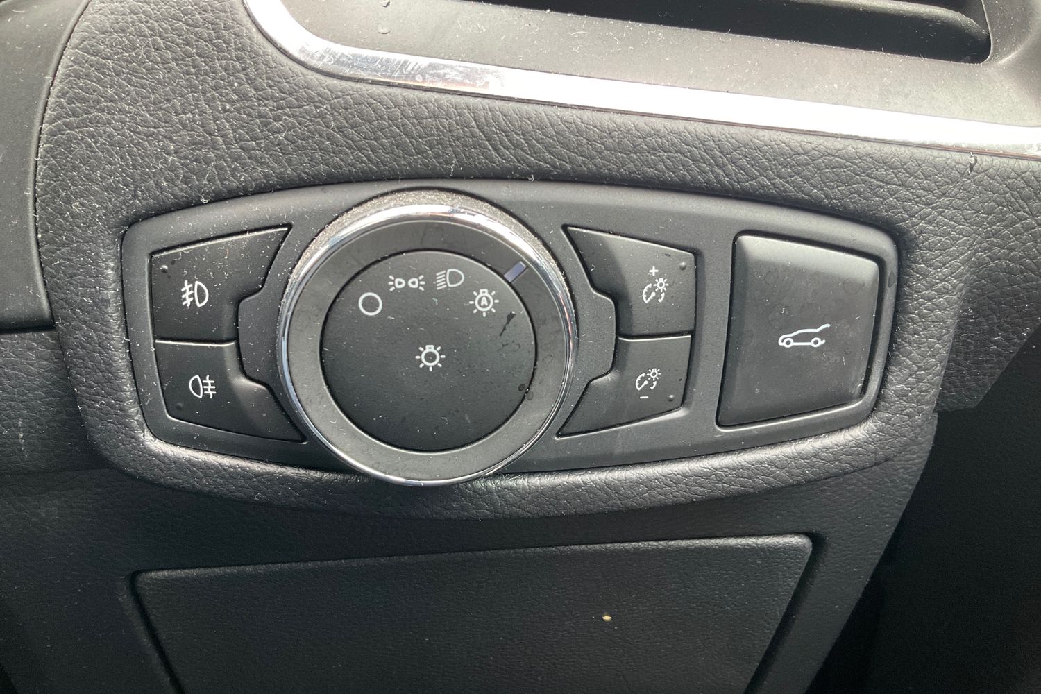 Ford S-Max Photo 35