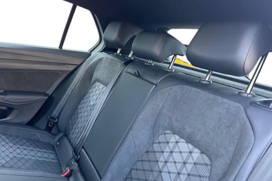 Volkswagen Golf Photo autoimg-603b70d66895bdc8d0481158557e397565a3e61a.jpg