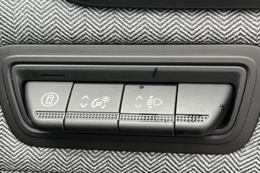 Renault CLIO Photo autoimg-603cbd408fe853a39efcfd6f0c2ca2df56eb6512.jpg