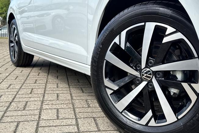 VOLKSWAGEN Polo Photo 47