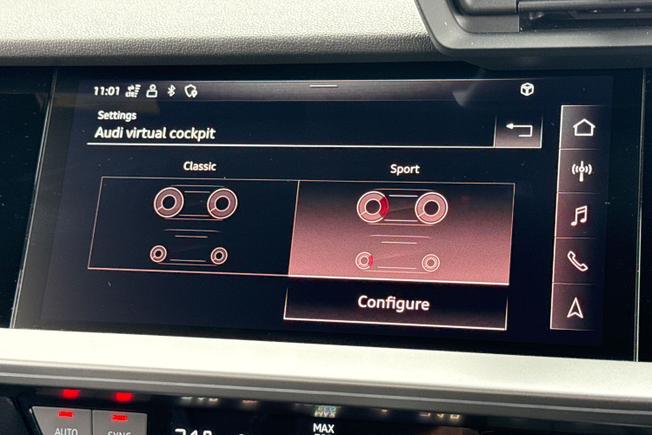 AUDI S3 Photo 26