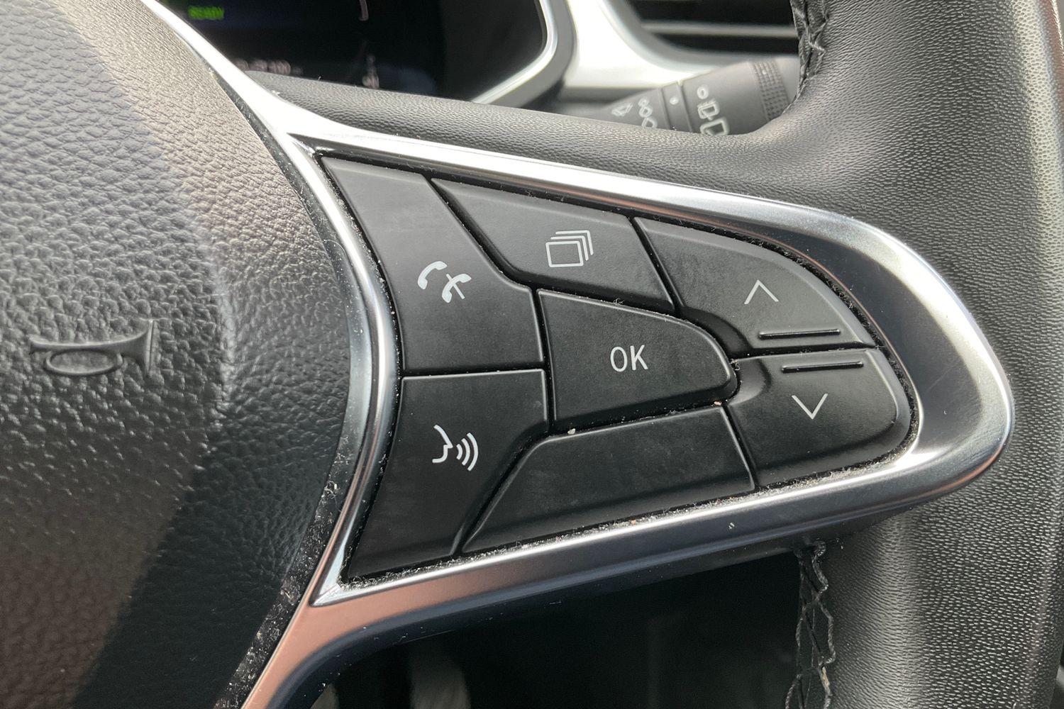 Renault CAPTUR Photo 32