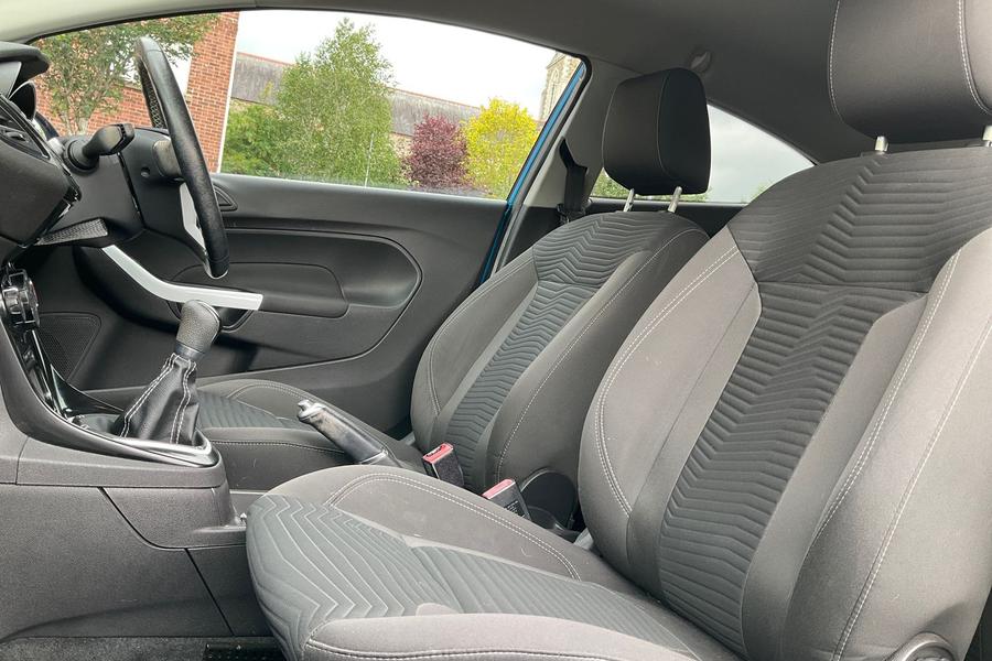 Ford FIESTA Photo autoimg-6043eb52b56a453d1b86298419105304109e1679.jpg