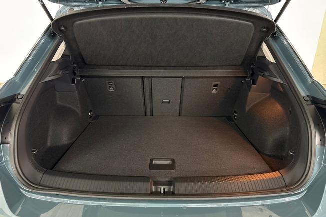 VOLKSWAGEN T-Roc Photo 12