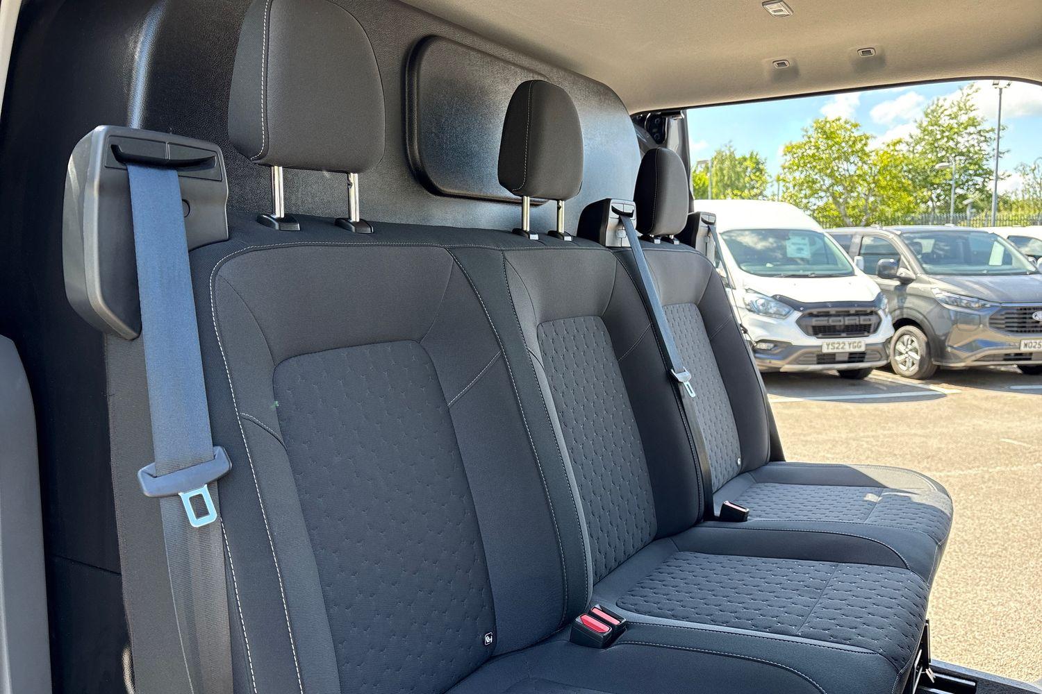 Ford TRANSIT CUSTOM Photo 14
