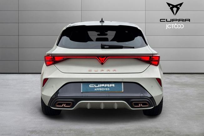 CUPRA Leon Photo 7