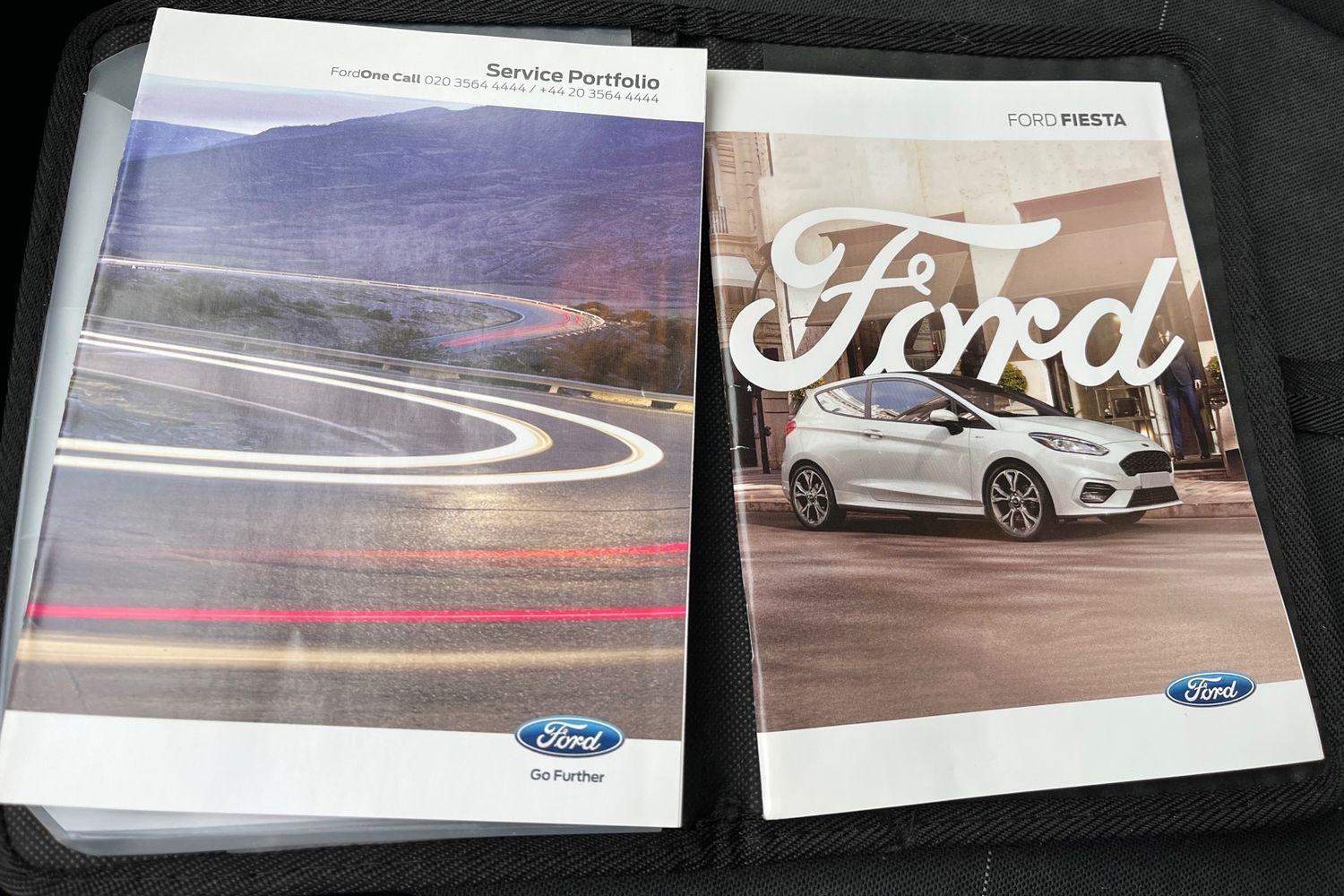 Ford FIESTA Photo 21