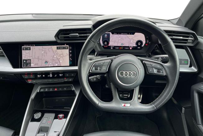 AUDI S3 Photo 11