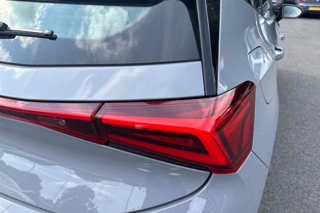 CUPRA Born Photo 18