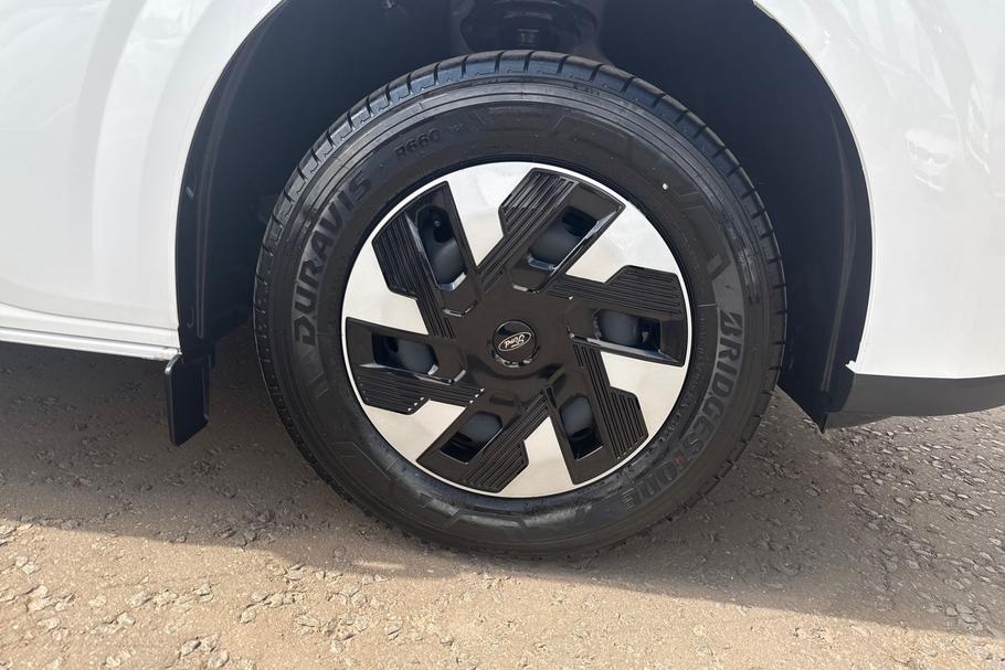 Used Ford E-TRANSIT CUSTOM HV75OYC 17