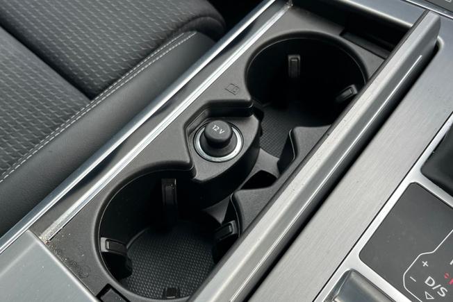 AUDI A6 Photo 30