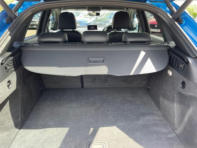 AUDI Q3 Photo 12