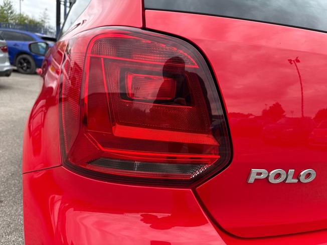 VOLKSWAGEN Polo Photo 18
