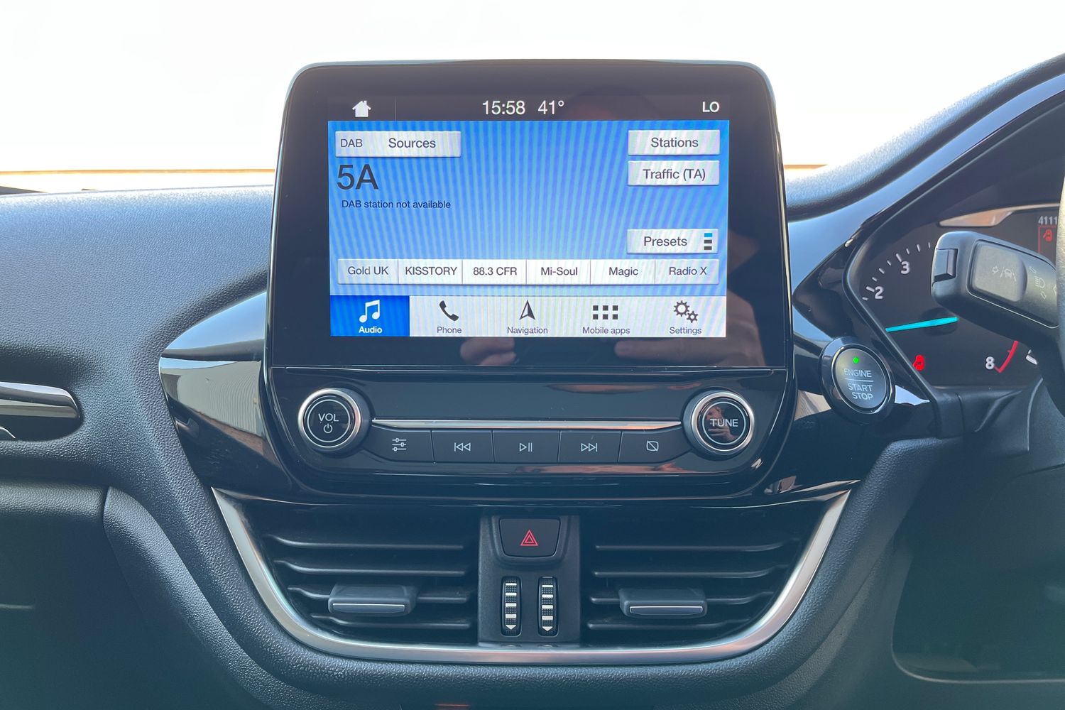 Ford Fiesta Photo 31