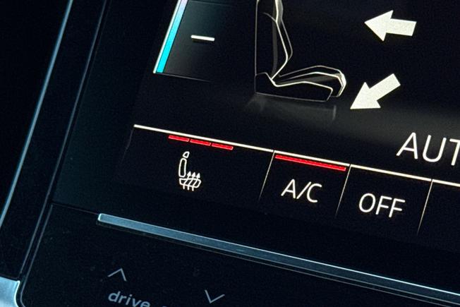 Audi e-tron Photo 45