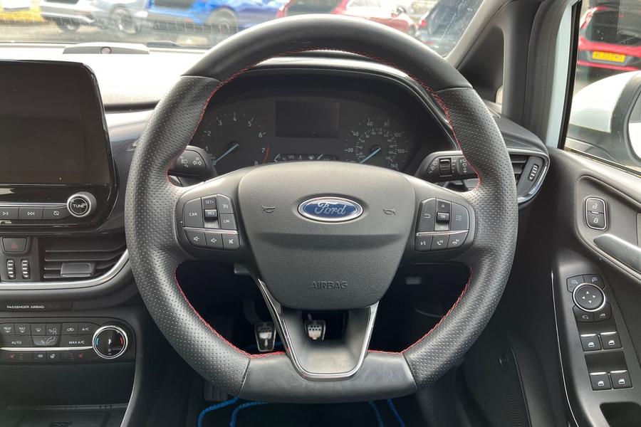 Ford FIESTA Photo autoimg-60537742526411d4e2f65a8e17d891ce290c6e8a.jpg
