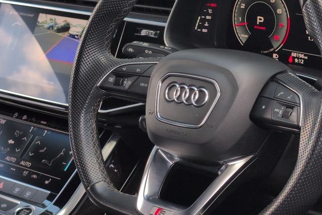 Audi Q7 Photo 38