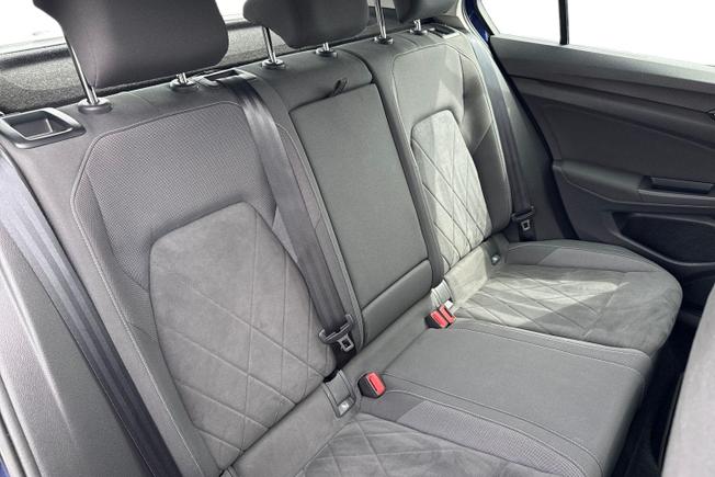 VOLKSWAGEN Golf Photo 9