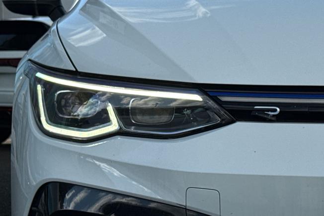 Volkswagen Golf Photo 50