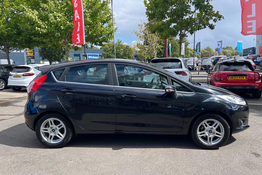 Ford FIESTA Photo autoimg-605ae85bae95a7a84c99808e2ad2df129806d1f1.jpg
