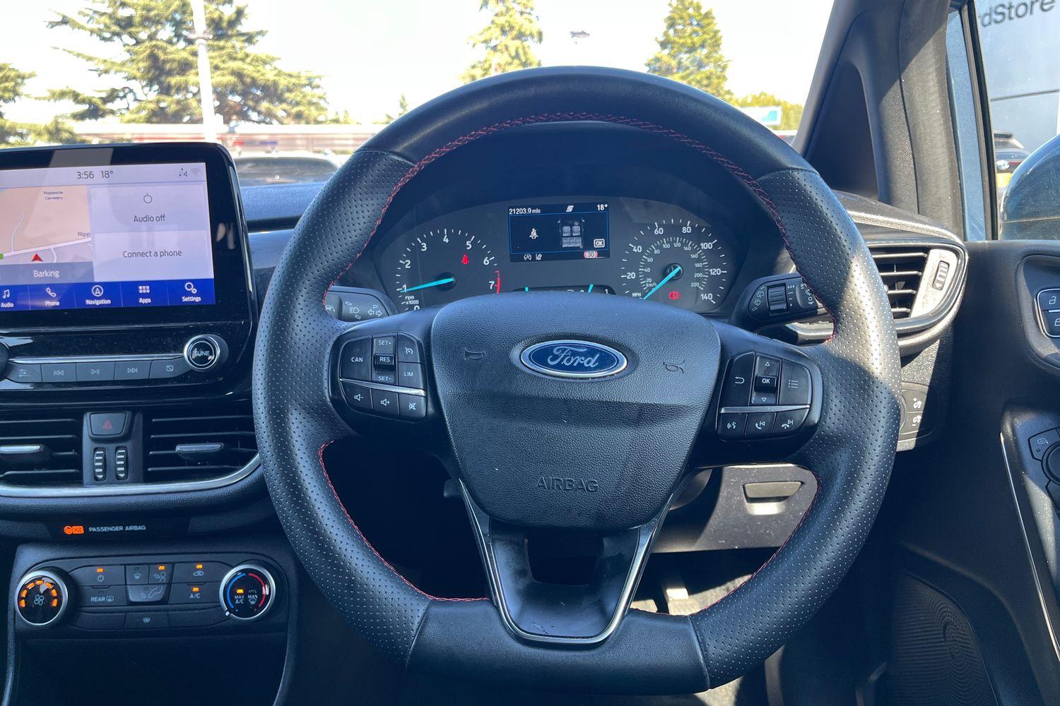 Ford FIESTA Photo 11