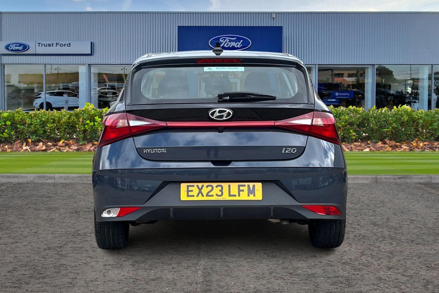 Hyundai i20 Photo 6