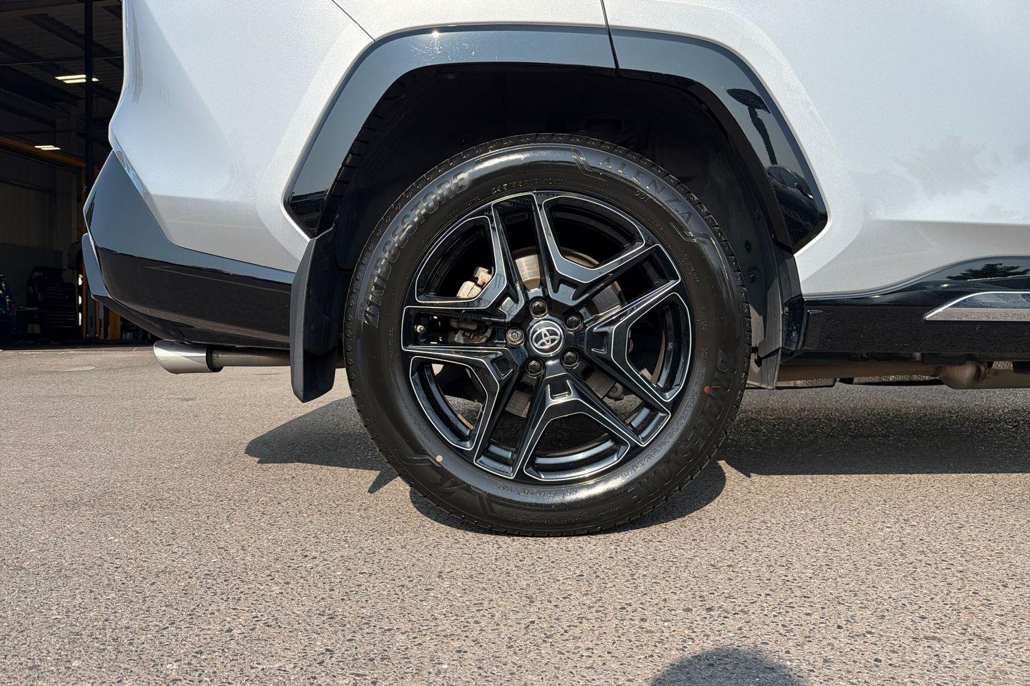 Toyota RAV4 Photo 7