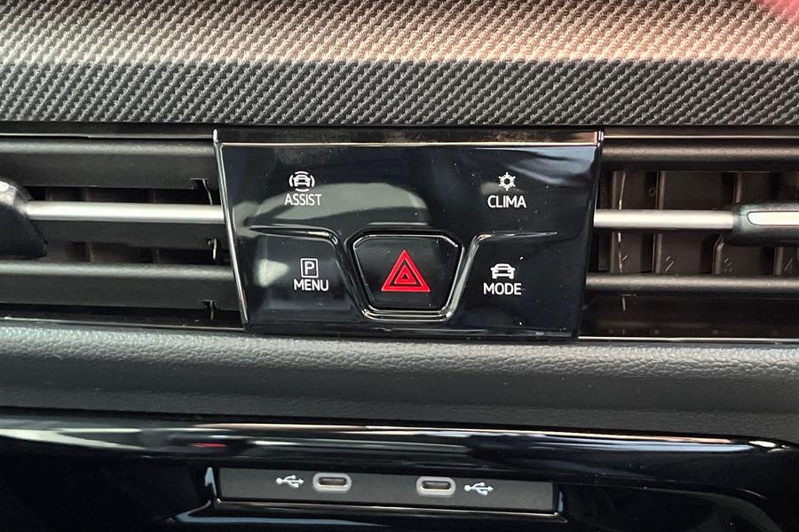 Volkswagen Golf Photo autoimg-606641c67c15449992806167586ed4f55ba2d075.jpg