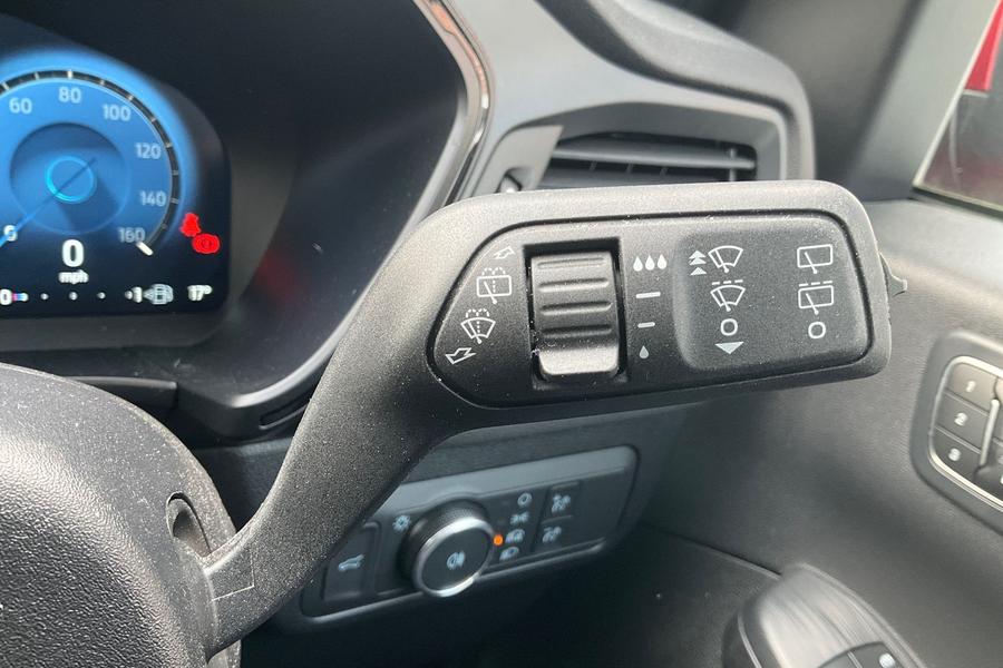 Ford KUGA Photo autoimg-606b17d1b9525b308421313edd438161d69f1ddd.jpg