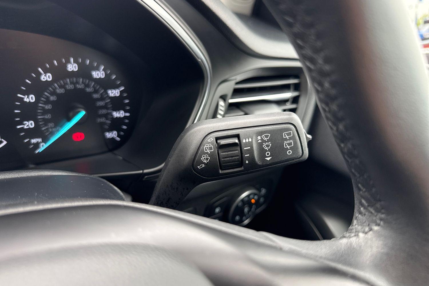 Ford FOCUS Photo 14
