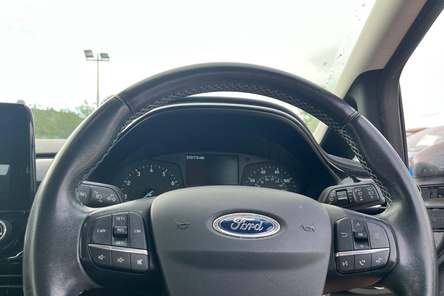 Ford FIESTA Photo 11