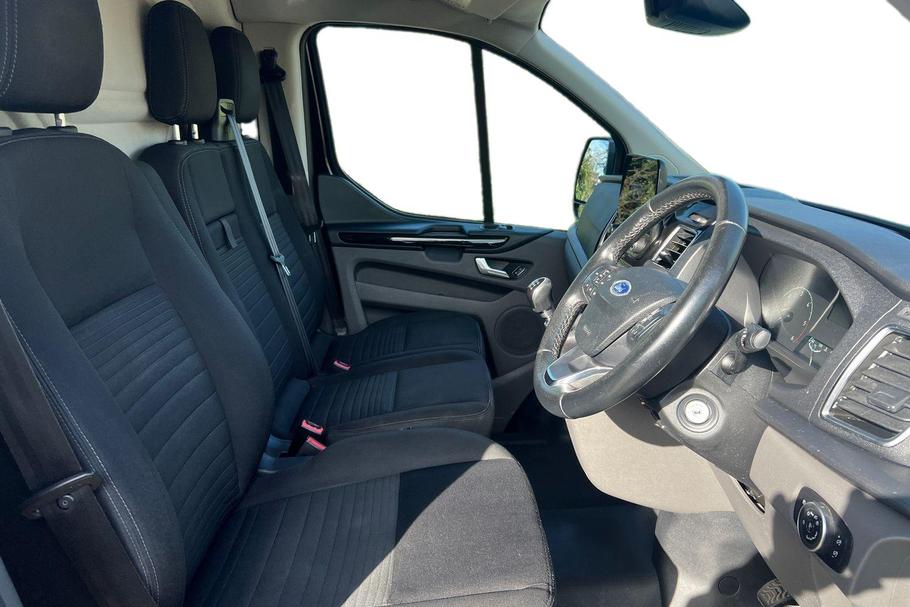 Used FORD TRANSIT CUSTOM YR70ZBN 10