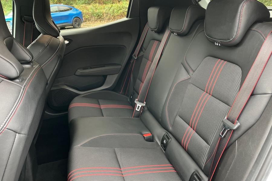 Renault Clio Photo autoimg-6073c8c92966cb90447dc14316948f2f7abb99a7.jpg