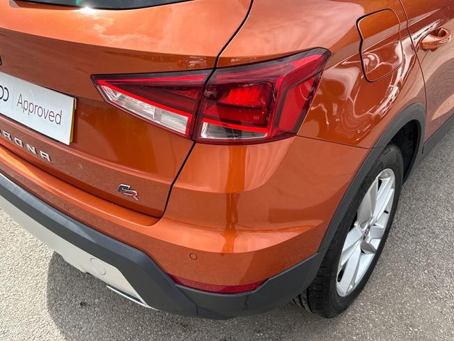 SEAT ARONA Photo 18