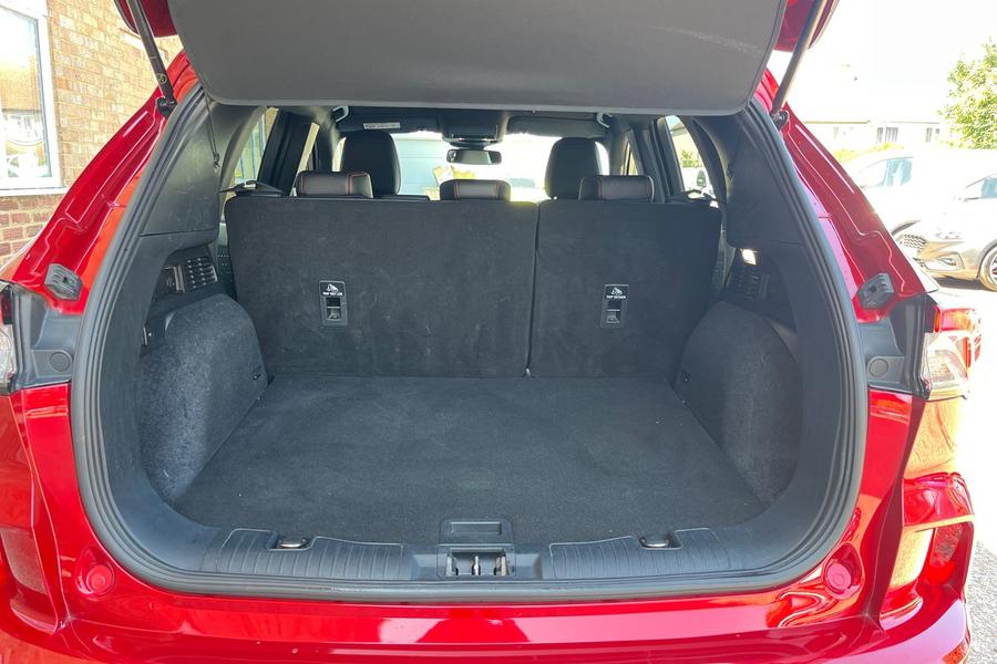 Ford KUGA Photo autoimg-60751766644f2932aefd22e6846cd94e2e383298.jpg