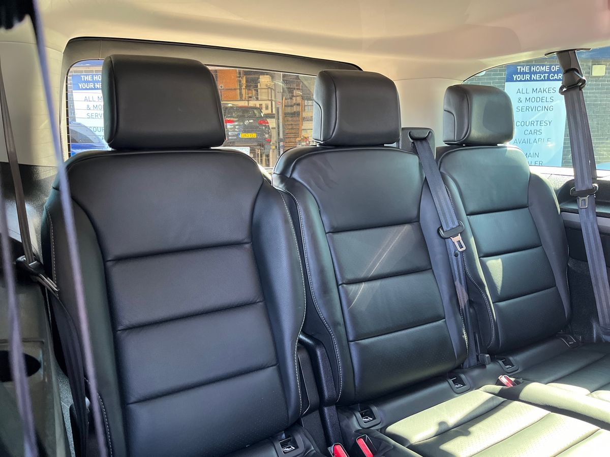 Peugeot e-Traveller Photo 29