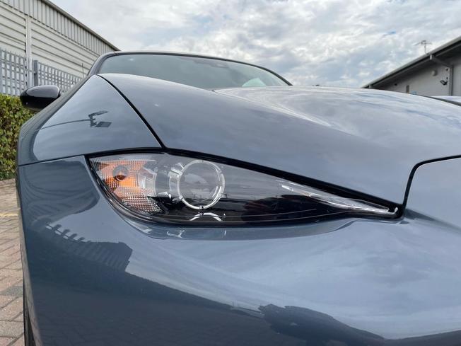 MAZDA MX-5 Photo 19