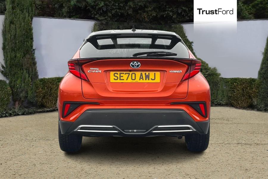 Toyota C-HR Photo autoimg-6077b64f4762ca8b9491c8dbbee047716ad6c8ab.jpg