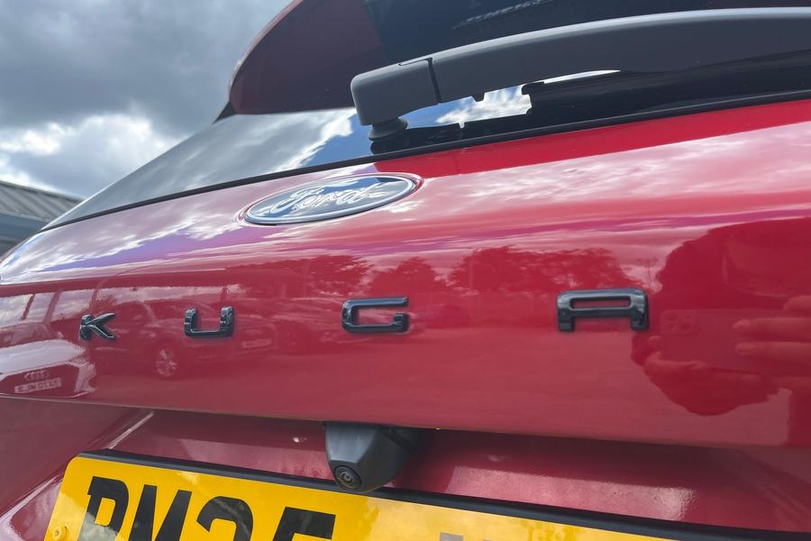 Ford Kuga Photo autoimg-6078bcbdbeef60bb059425d03b52e5900f4e2a53.jpg