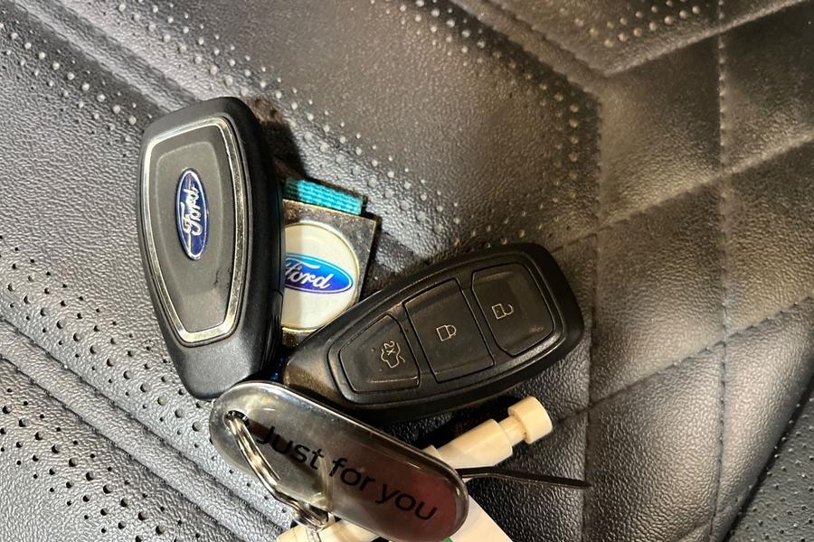 Ford FOCUS Photo autoimg-607ab0f2fd75eb3d90c0c84c9d7afa382b0906ec.jpg