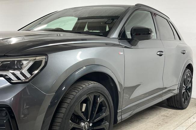 AUDI Q3 Photo 30