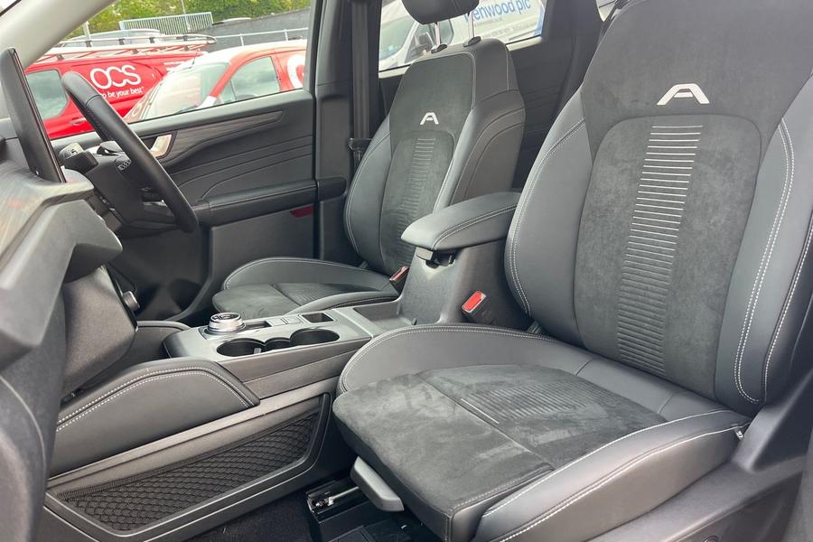 Ford Kuga Photo autoimg-607e9d67d44e45022ef532f1663c017723e62217.jpg