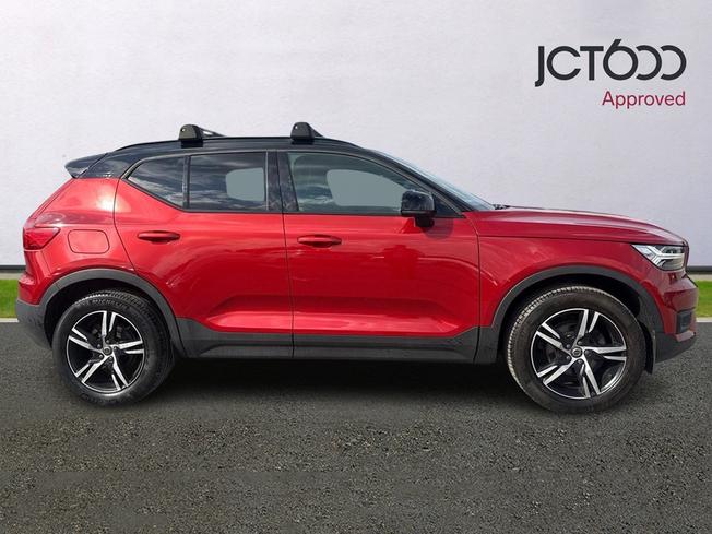 VOLVO Xc40 Photo 4