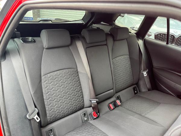 Toyota Corolla Photo autoimg-607f5cf8e44f56afeb48caa770b68d0fb3d734b2.jpg